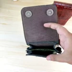 کیف دوشی کوچک پاسپورتی چرم طبیعی مدل اوستا کد 129